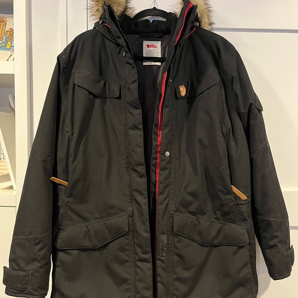 Fjällräven Nuuk Women’s Parka - Picture 6 of 8